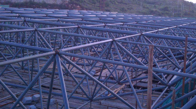 肥城概述网架加工中对钢材的质量的过细恳求